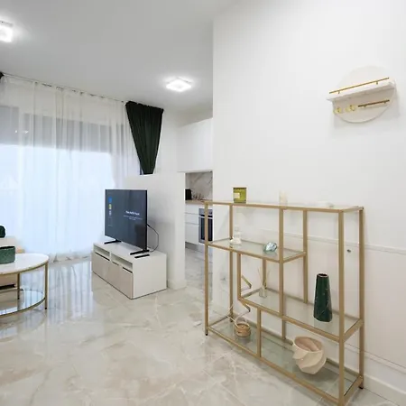 Appartamento Design With Private Terrace